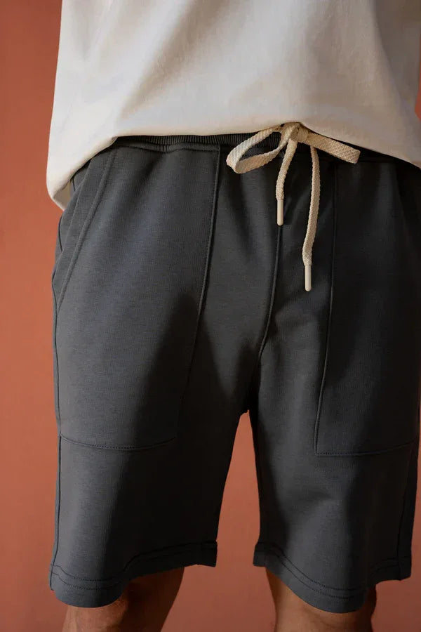 b)asic Comfort Shorts