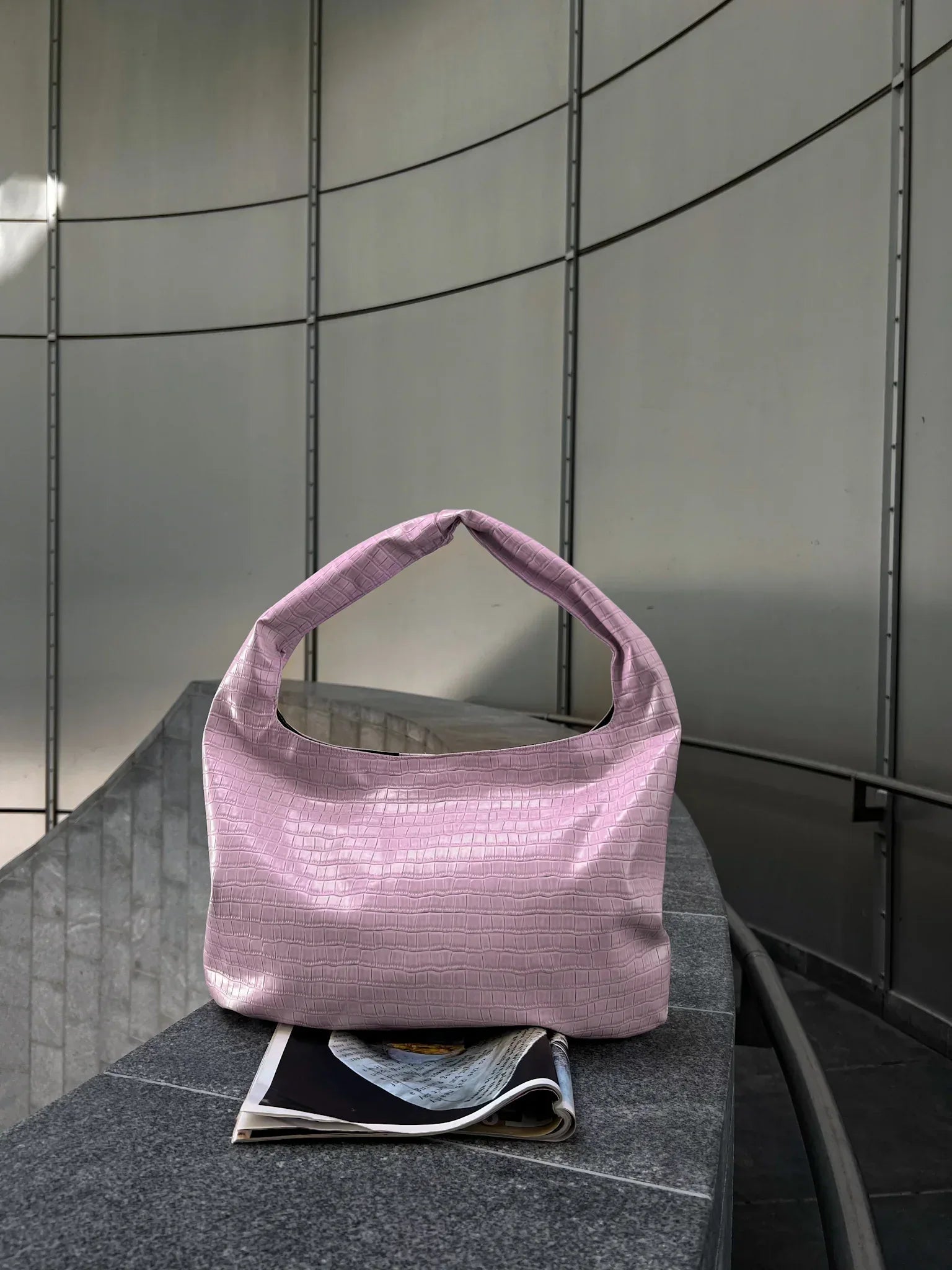 CROCO LEATHER BAG Violet