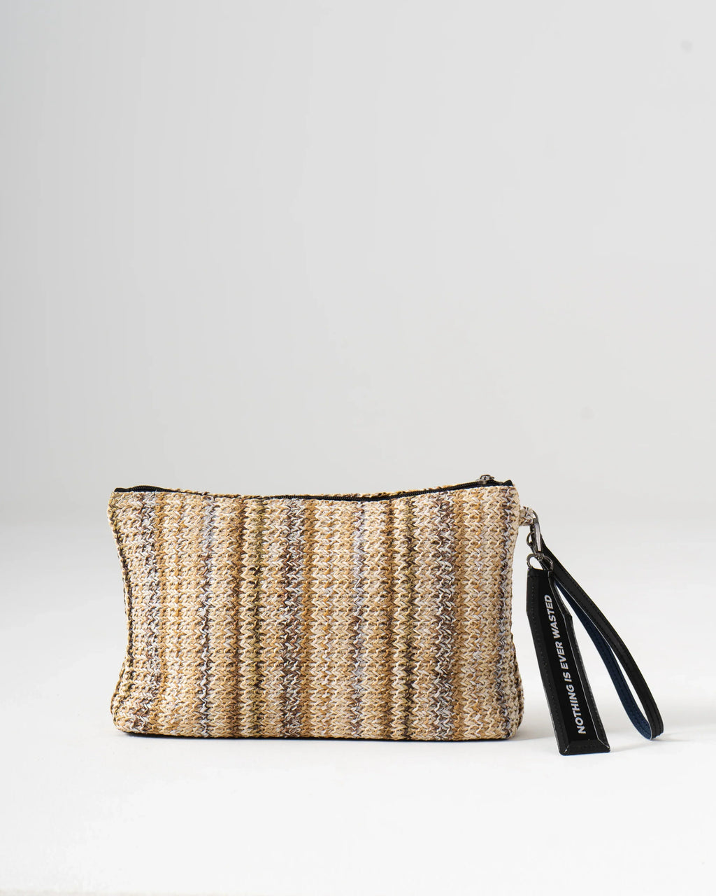 Sol Raffia Clutch