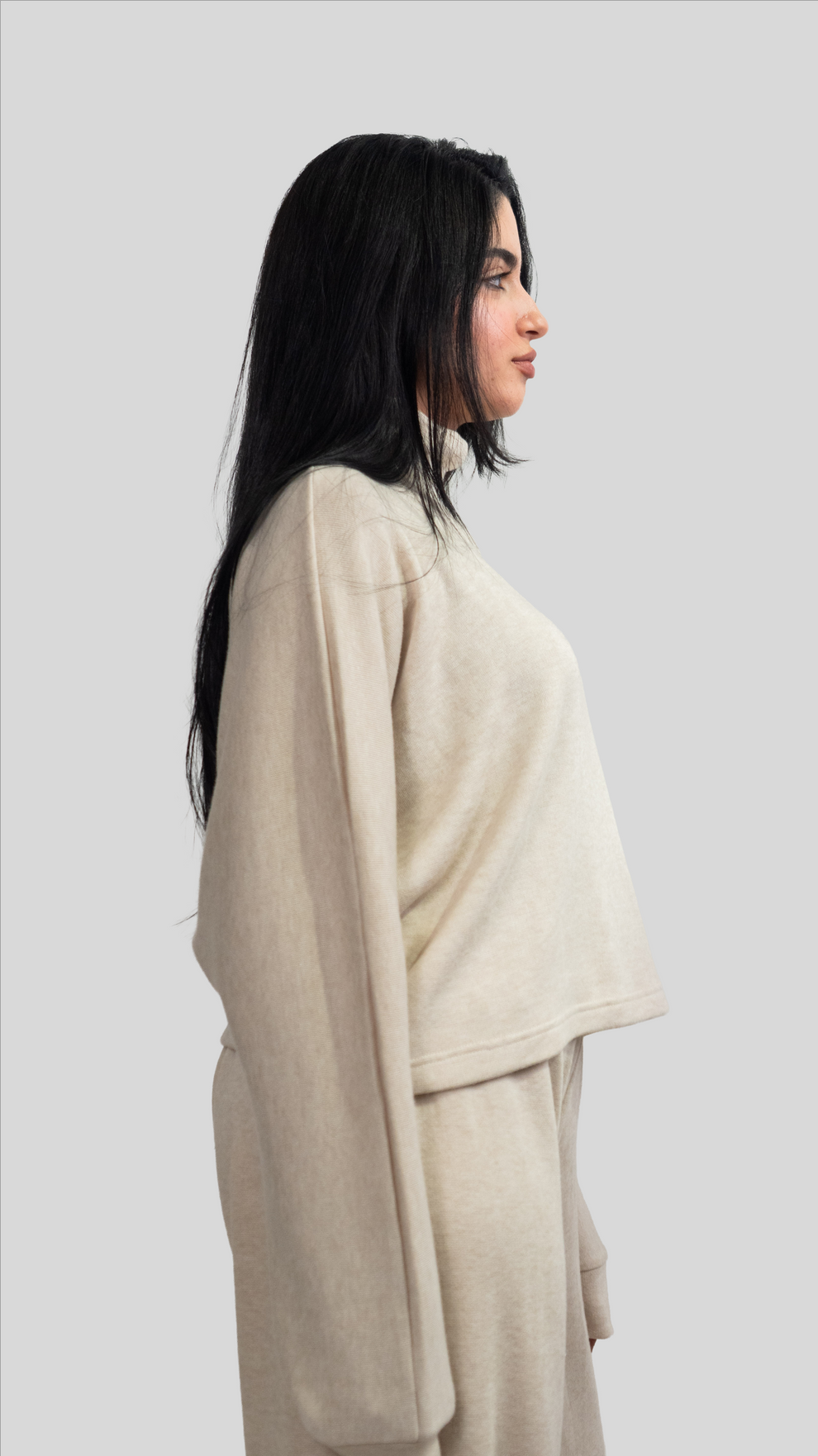 Turtle neck with wide sleeves Biege One size (S M)