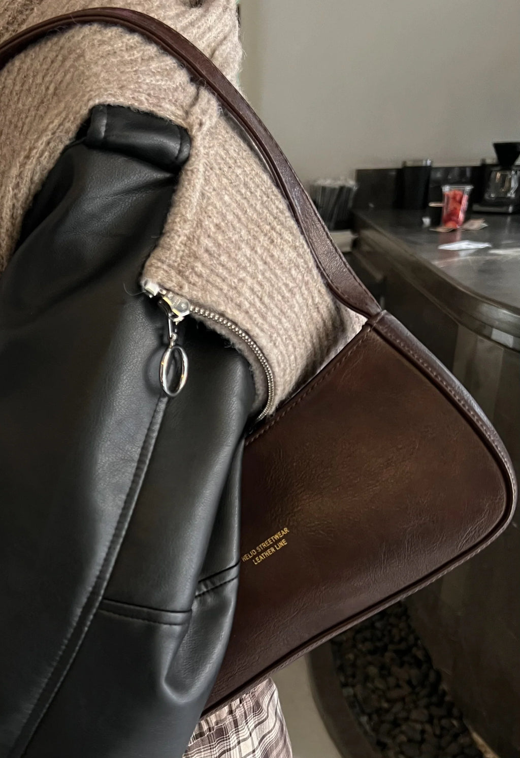 TOKEN LEATHER BAG
