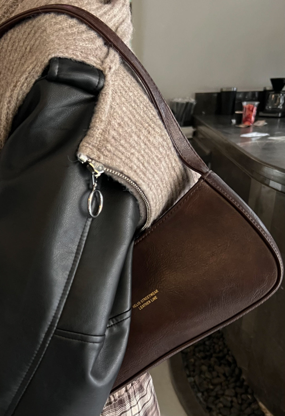 TOKEN LEATHER BAG -Brown