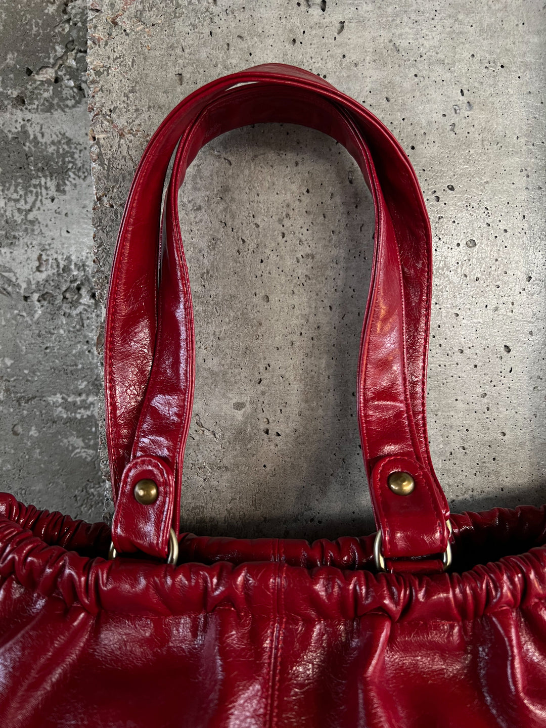 SCRUNCH LEATHER BAG -Red