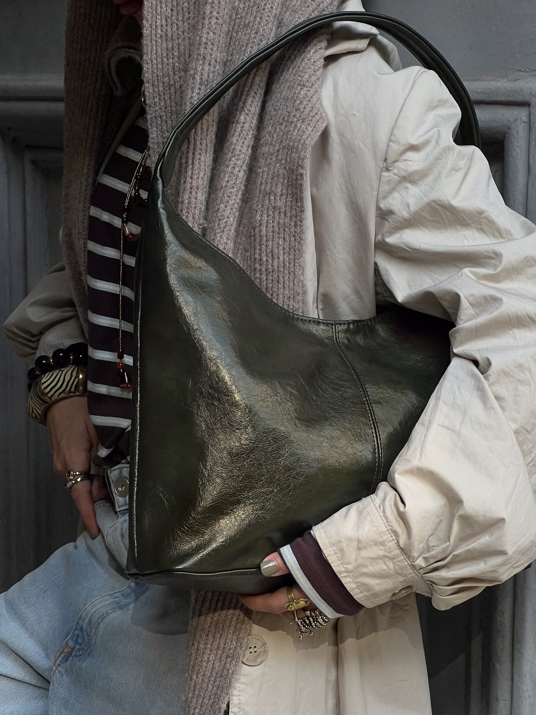 HOBO LEATHER BAG -Olive