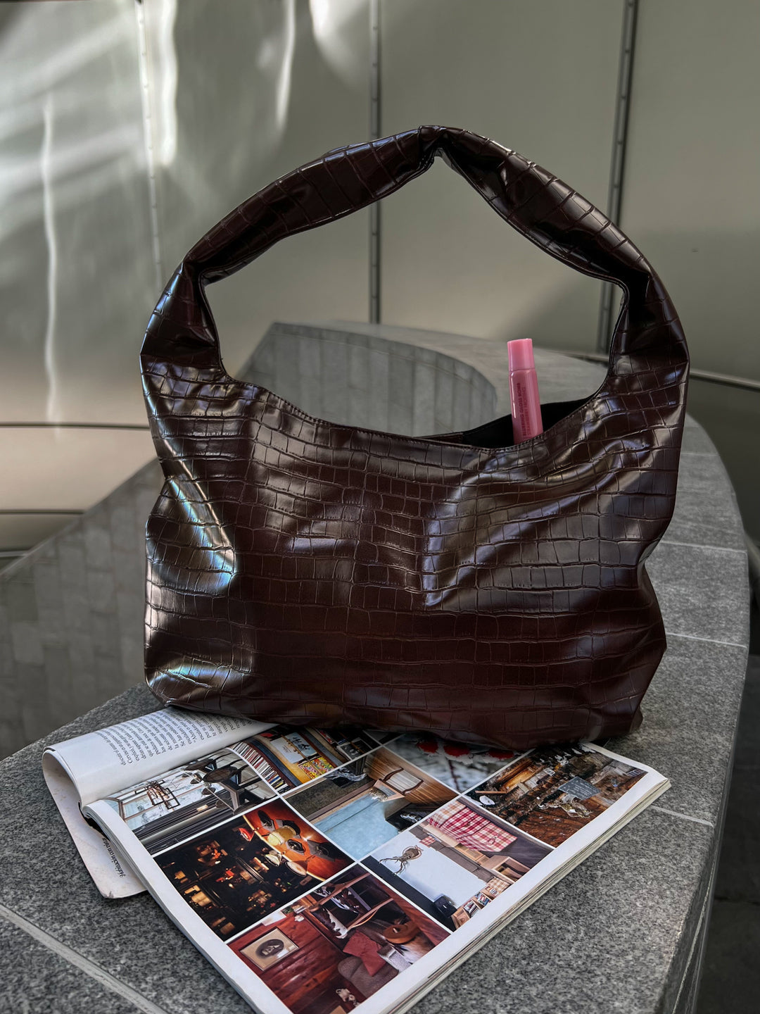 CROCO LEATHER BAG -Brown