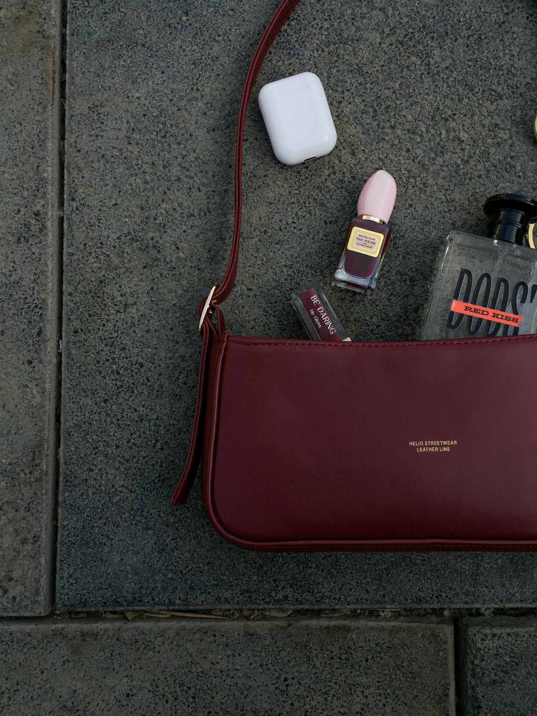 TOKEN LEATHER BAG -Burgundy